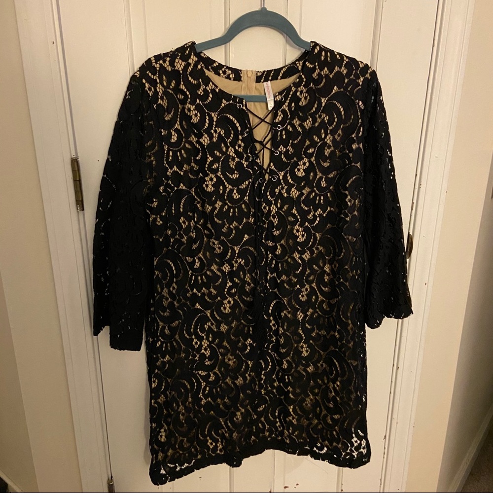 Xhileration black lace dress with tan lining